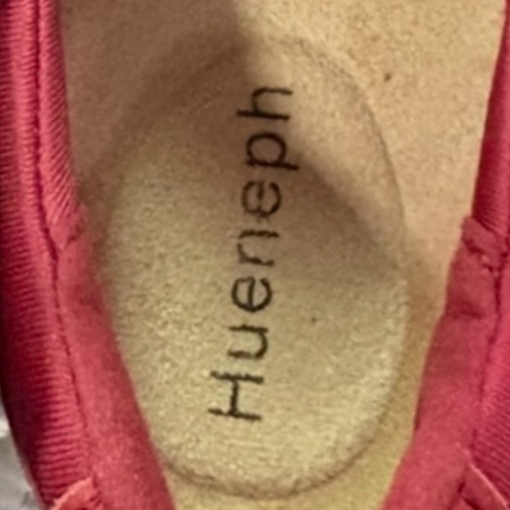 HUENEPH Women’s Comfort
Leather Loafers Casual Slip On Red Walk Shoes Size 6.5 - Picture 3 of 5